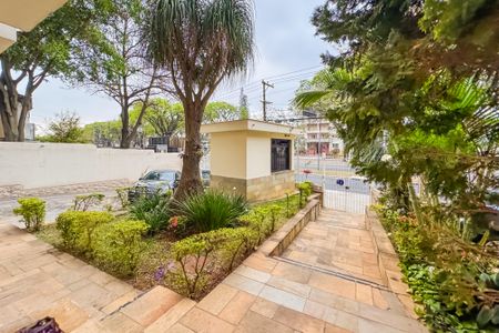 Apartamento à venda com 109m², 2 quartos e 1 vaga Apartamento à venda com 109m², 2 quartos e 1 vagaEntrada