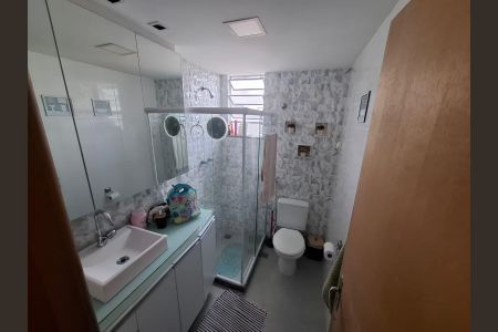 Banheiro de apartamento à venda com 2 quartos, 60m² em Estácio, Rio de Janeiro