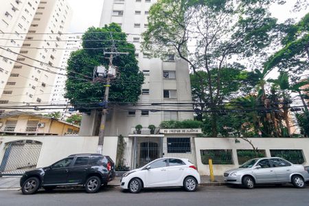 Apartamento à venda com 67m², 2 quartos e 1 vaga Apartamento à venda com 67m², 2 quartos e 1 vagaFachada