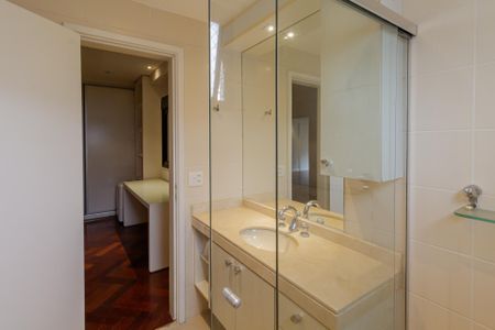 Apartamento para alugar com 500m², 5 quartos e 4 vagasBanheiro da Suíte 5