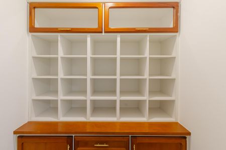 Apartamento para alugar com 500m², 5 quartos e 4 vagasAdega