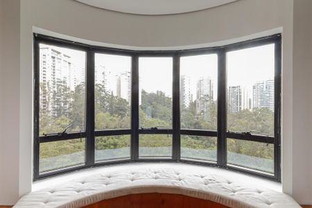 Apartamento para alugar com 500m², 5 quartos e 4 vagasSala de TV