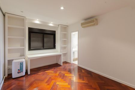 Apartamento para alugar com 500m², 5 quartos e 4 vagasSuíte 5