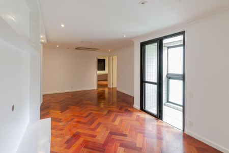 Apartamento para alugar com 500m², 5 quartos e 4 vagasSuíte 3