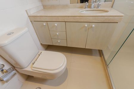 Apartamento para alugar com 500m², 5 quartos e 4 vagasBanheiro da Suíte 4