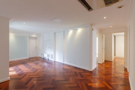 Apartamento para alugar com 500m², 5 quartos e 4 vagasSuíte 3