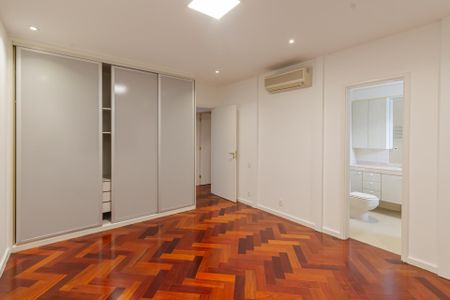 Apartamento para alugar com 500m², 5 quartos e 4 vagasSuíte 4