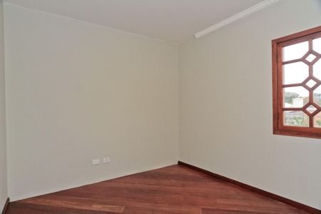 Casa à venda com 186m², 3 quartos e 4 vagasSuíte