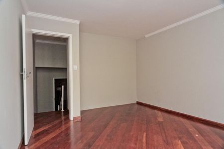 Casa à venda com 186m², 3 quartos e 4 vagasQuarto