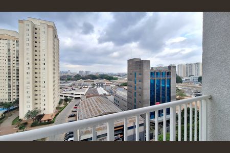 Apartamento para alugar com 37m², 2 quartos e sem vaga Apartamento para alugar com 37m², 2 quartos e sem vagaVaranda