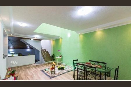 Casa à venda com 5 quartos, 300m² em Vila Palmeiras, São Paulo