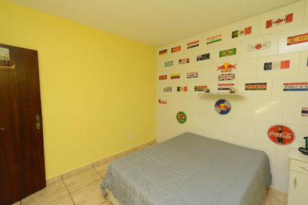 Casa à venda com 79m², 6 quartos e 1 vagaCasa2 - Quarto 1