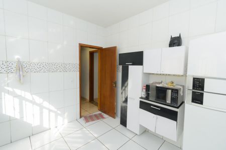Casa à venda com 79m², 6 quartos e 1 vagaCasa1 - Cozinha