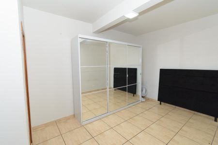 Casa à venda com 79m², 6 quartos e 1 vagaCasa1 - Suíte