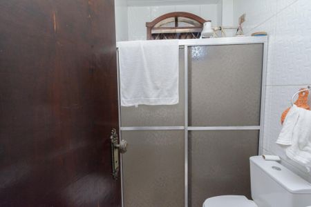 Casa à venda com 79m², 6 quartos e 1 vagaCasa2 - Banheiro da Suíte