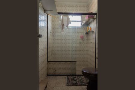 Casa à venda com 240m², 3 quartos e 5 vagas Casa à venda com 240m², 3 quartos e 5 vagasBanheiro