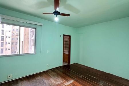 Apartamento à venda com 162m², 4 quartos e 2 vagas Apartamento à venda com 162m², 4 quartos e 2 vagasSuíte