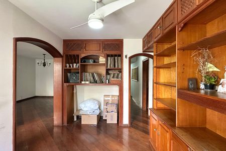 Apartamento à venda com 162m², 4 quartos e 2 vagas Apartamento à venda com 162m², 4 quartos e 2 vagasQuarto 03