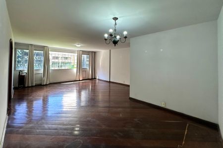 Apartamento à venda com 162m², 4 quartos e 2 vagas Apartamento à venda com 162m², 4 quartos e 2 vagasSala