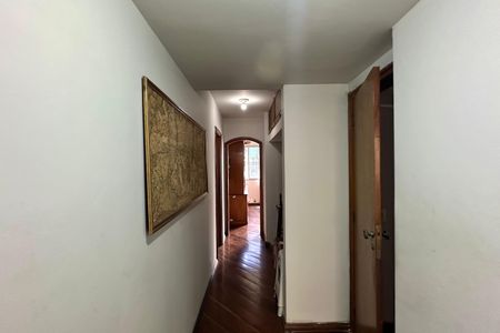 Apartamento à venda com 162m², 4 quartos e 2 vagas Apartamento à venda com 162m², 4 quartos e 2 vagasCorredor