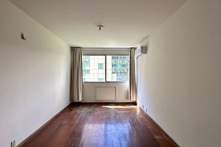 Apartamento à venda com 162m², 4 quartos e 2 vagas Apartamento à venda com 162m², 4 quartos e 2 vagasQuarto 02
