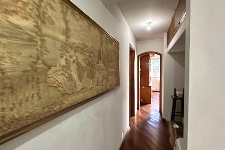 Apartamento à venda com 162m², 4 quartos e 2 vagas Apartamento à venda com 162m², 4 quartos e 2 vagasCorredor