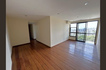 Apartamento à venda com 73m², 2 quartos e 1 vagaSala