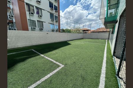 Apartamento à venda com 73m², 2 quartos e 1 vagaCampo de futebol