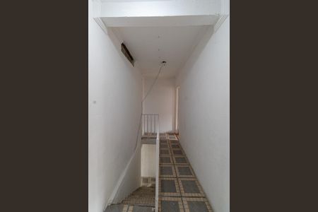 Corredor de casa à venda com 3 quartos, 168m² em Vila Campanela, São Paulo