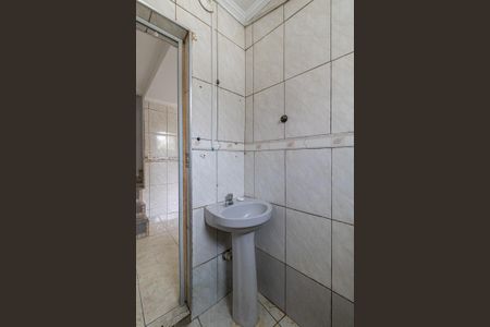 Casa à venda com 168m², 3 quartos e 1 vagaBanheiro 2