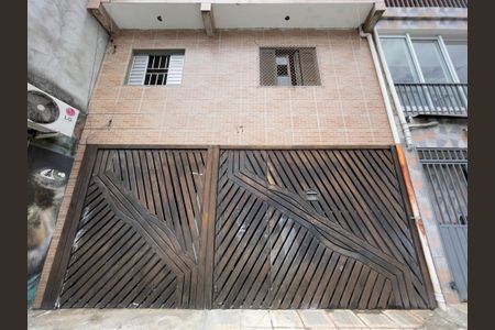 Casa à venda com 168m², 3 quartos e 1 vagaFachada