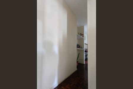 Corredor de apartamento à venda com 3 quartos, 80m² em Santa Monica, Belo Horizonte