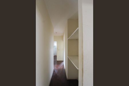 Apartamento à venda com 80m², 3 quartos e 1 vagaCorredor