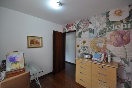 Casa à venda com 112m², 3 quartos e 2 vagasQuarto 3