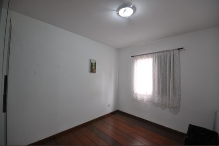 Casa à venda com 112m², 3 quartos e 2 vagasQuarto 2