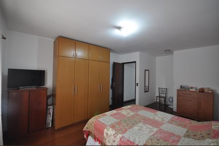 Casa à venda com 112m², 3 quartos e 2 vagasQuarto 1