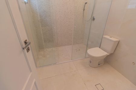 Casa para alugar com 145m², 4 quartos e 2 vagas Casa para alugar com 145m², 4 quartos e 2 vagasBanheiro da Suíte 2