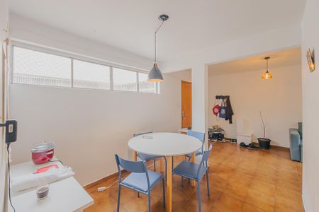 Apartamento à venda com 66m², 3 quartos e sem vagaSala