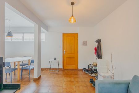 Sala de apartamento à venda com 3 quartos, 66m² em Alto de Pinheiros, São Paulo