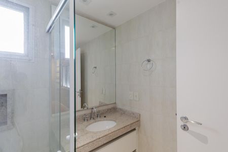 Apartamento para alugar com 270m², 5 quartos e 4 vagasBanheiro da Suíte 3