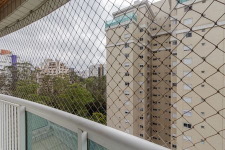 Apartamento para alugar com 270m², 5 quartos e 4 vagasSacada da Suíte 2
