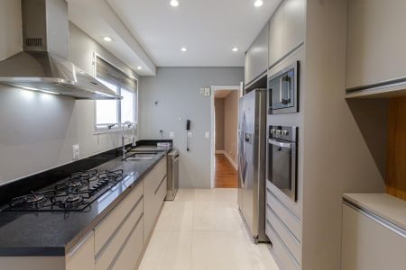 Apartamento para alugar com 270m², 5 quartos e 4 vagasCozinha