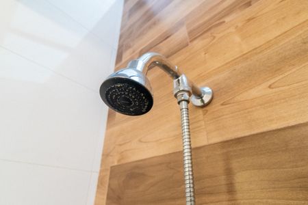 Casa de condomínio à venda com 356m², 4 quartos e 5 vagasBanheiro da Suíte 2