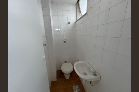 Apartamento à venda com 82m², 2 quartos e 1 vagaBanheiro de Serviço