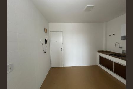 Apartamento à venda com 82m², 2 quartos e 1 vagaCozinha