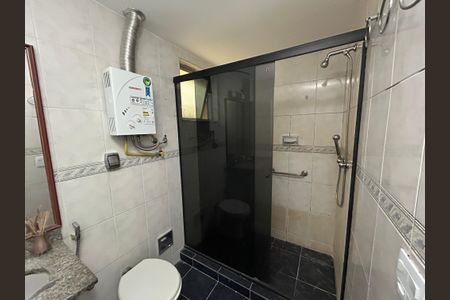 Apartamento à venda com 82m², 2 quartos e 1 vagaBanheiro Social