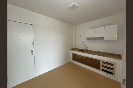 Apartamento à venda com 82m², 2 quartos e 1 vagaCozinha