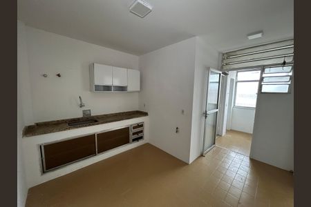 Apartamento à venda com 82m², 2 quartos e 1 vagaCozinha