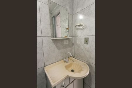 Casa à venda com 100m², 3 quartos e sem vagaBanheiro 1