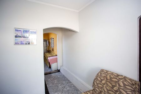 Casa para alugar com 140m², 2 quartos e 2 vagasCorredor